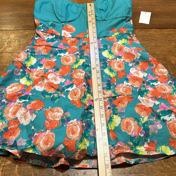Charlotte Russe Spring Time Floral Spaghetti Strap Mini Sun Dress SZ medium - Picture 4 of 13
